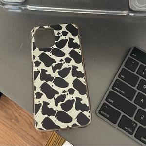 Lisa Says Gah iPhone Case - Black Cow / 12/12P